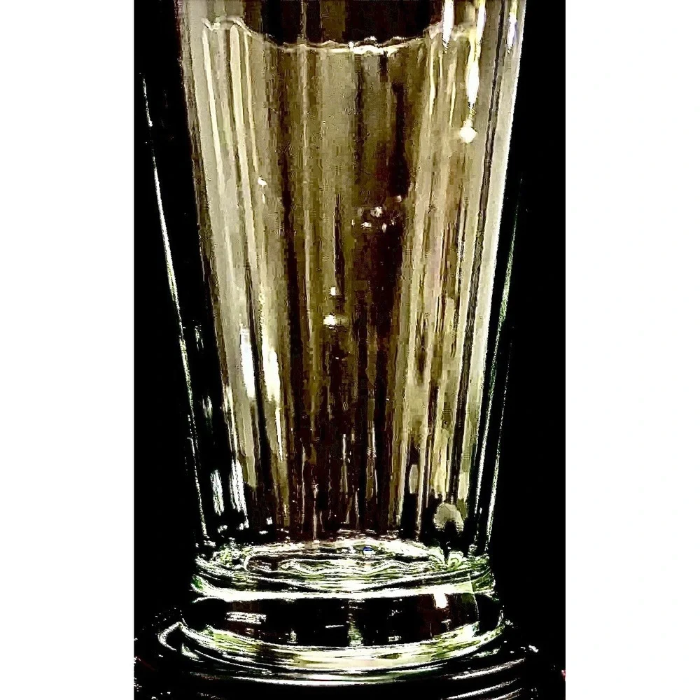 Vtg Anchor Hocking Clear Glass Ribbed Scalloped‎ Design Vase Excellent Video